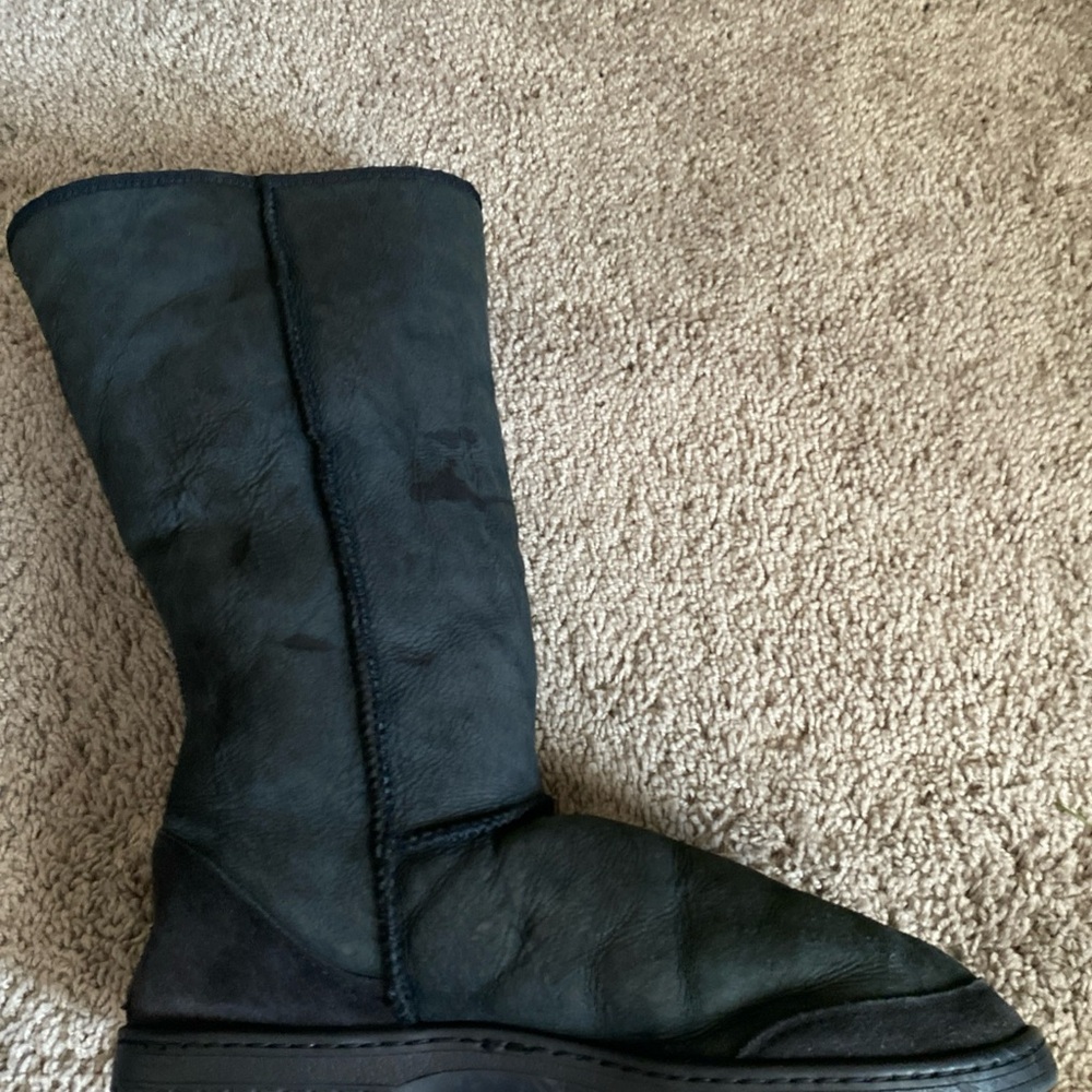 ♥️SOLD♥️Original UGG Australia black Suede Winter Boots - Picture 10 of 17